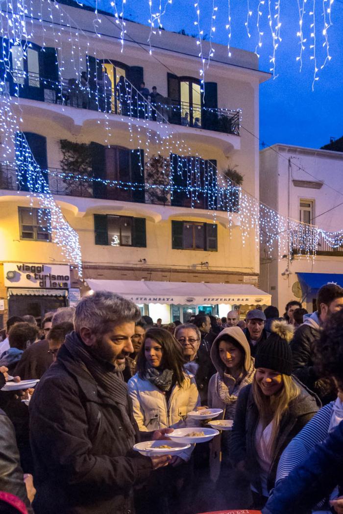 Vigilia di Natale e mercato del pesce a Forio isola d'Ischia